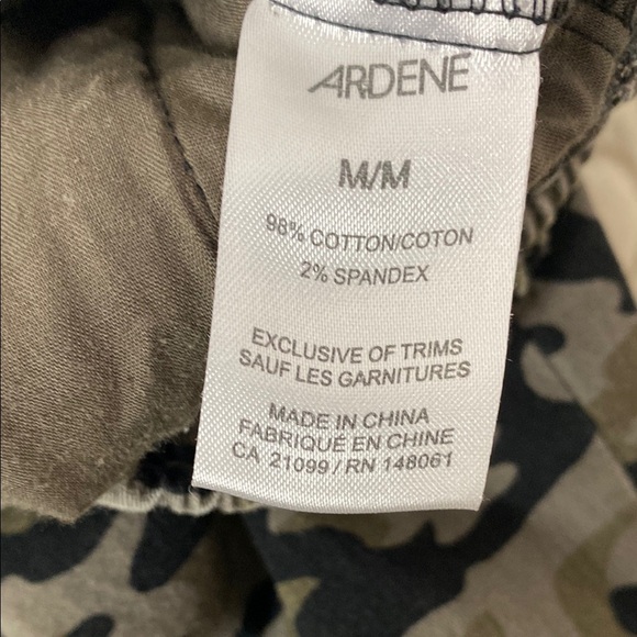 Ardene Camouflage Jogger Pants Sz Medium - Picture 12 of 12